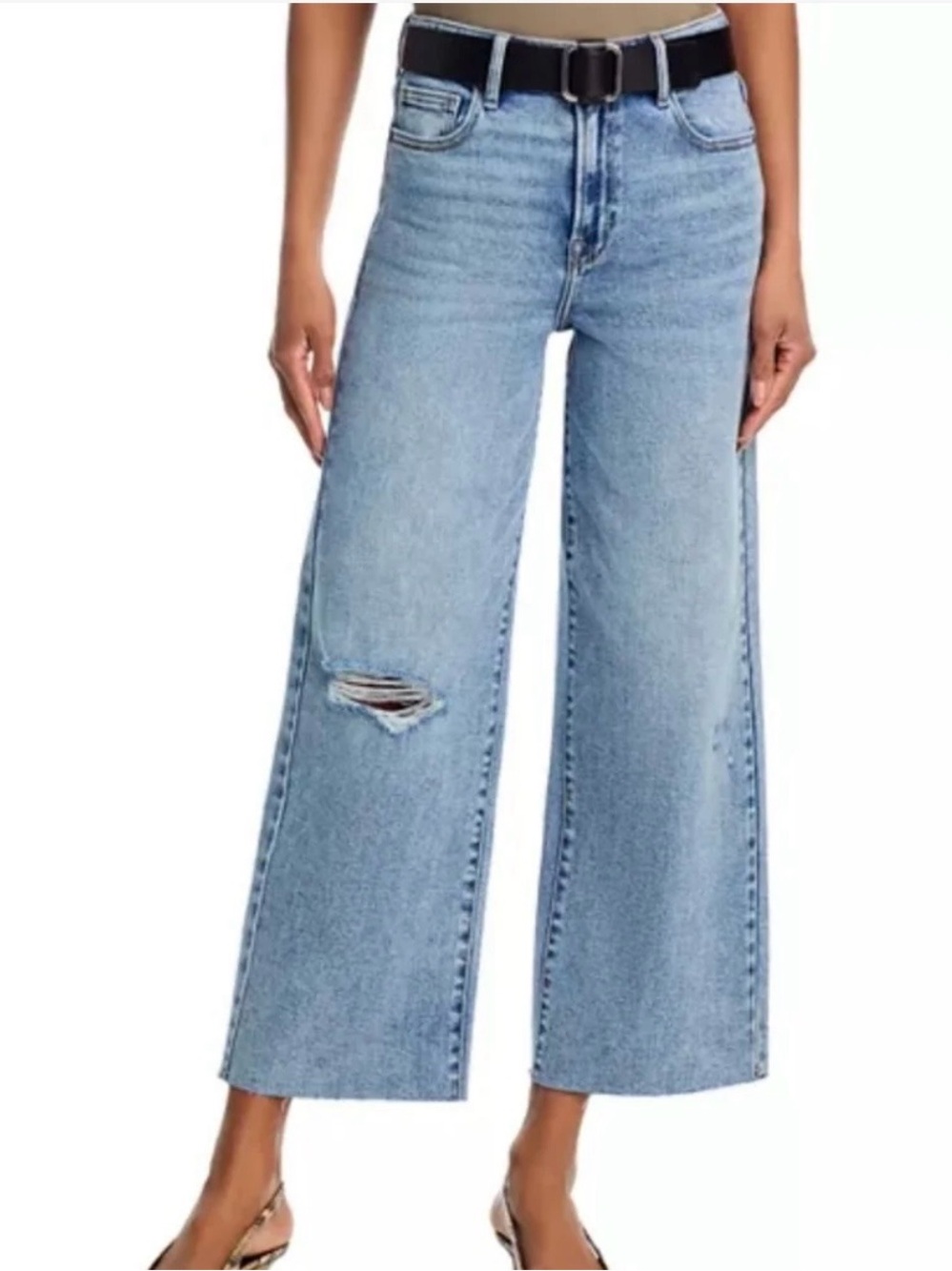 AQUA Women’s High Rise Wide Leg Distressed Cropped Jeans Medium Wash Size 27